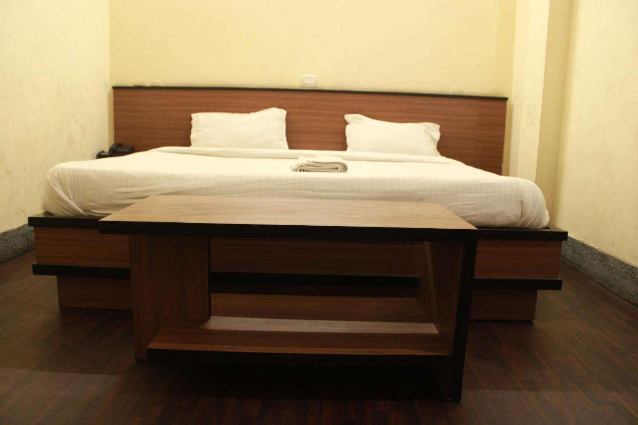 Hotel Chandra Jamshedpur Eksteriør bilde