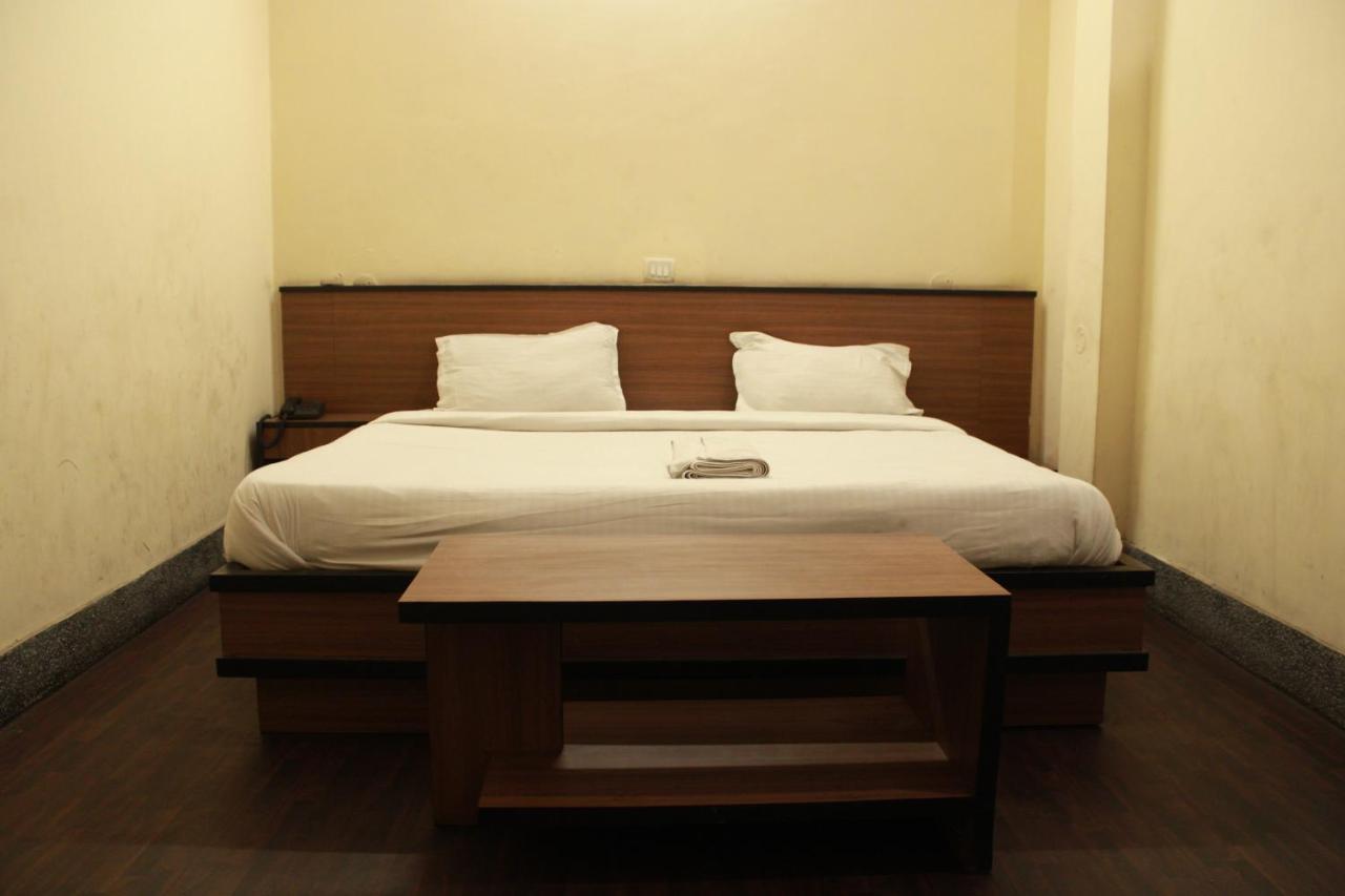 Hotel Chandra Jamshedpur Eksteriør bilde
